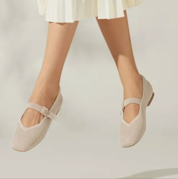 Vivaia Margot Mary-Jane Almond Square-Toe Flats | 37.5 - Picture 14 of 14
